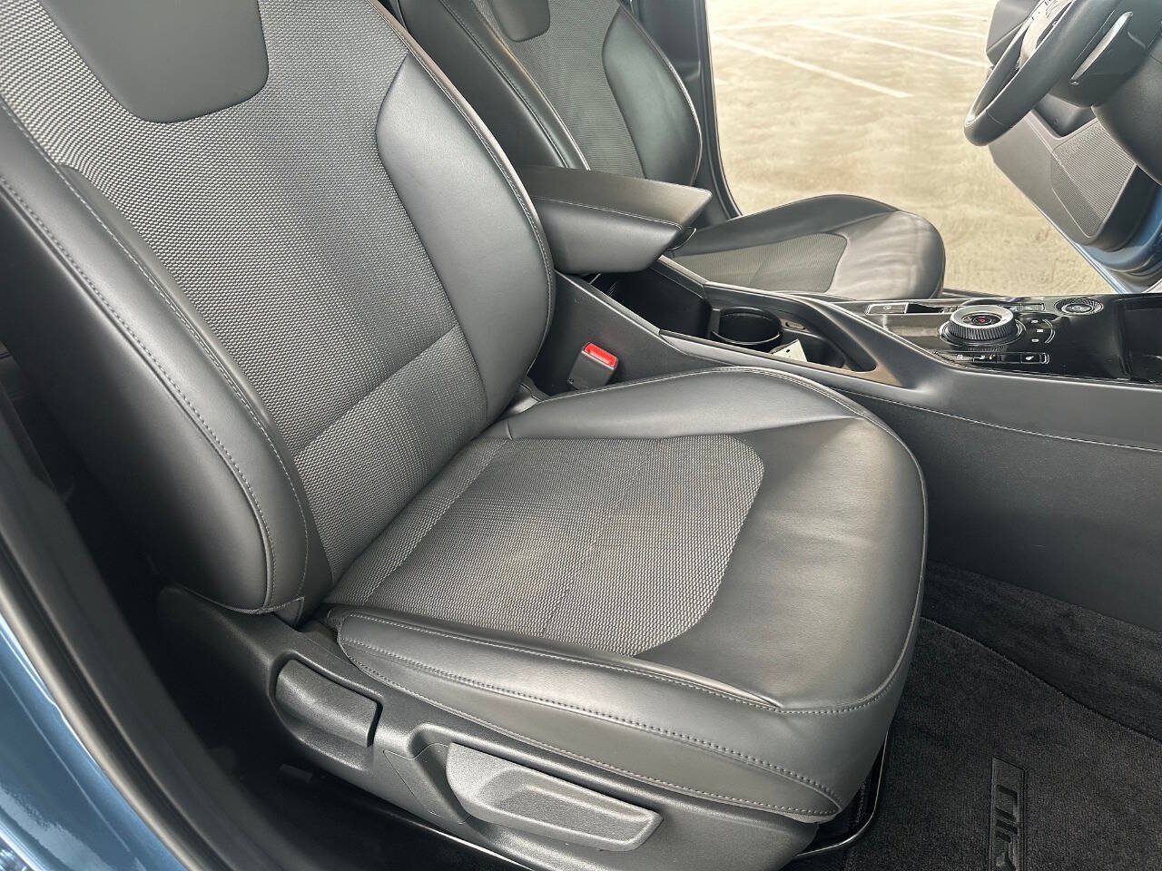 Used 2023 Kia Niro Wind FWD image 14