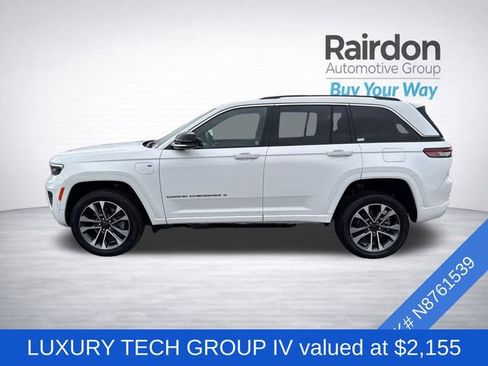 Used 2022 Jeep Grand Cherokee Overland w/ Advanced Protech Group III image 3