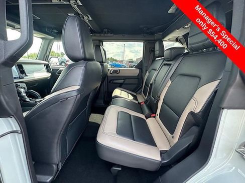 Used 2024 Ford Bronco Wildtrak image 18