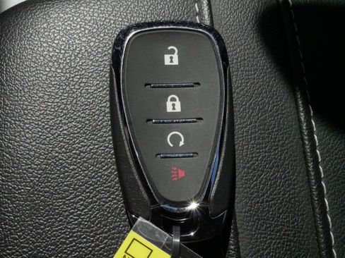 Used 2025 Chevrolet Blazer LT FWD image 30