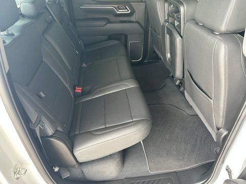 Used 2025 GMC Sierra 1500 SLT RWD image 34