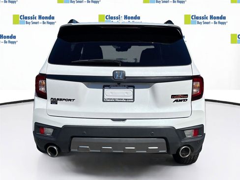 Certified 2023 Honda Passport TrailSport image 7