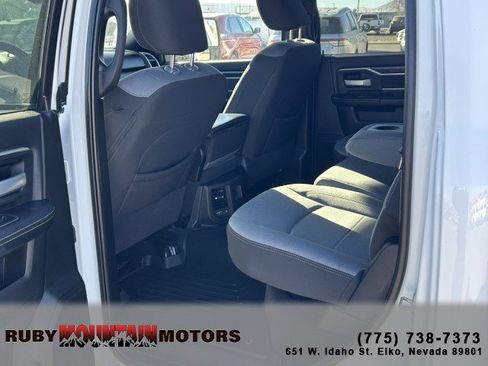 Used 2024 RAM 3500 Big Horn w/ Safety Group image 18