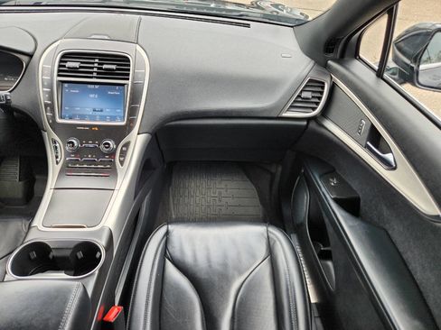 Used 2020 Lincoln Nautilus Premier w/ Equipment Group 101A image 18