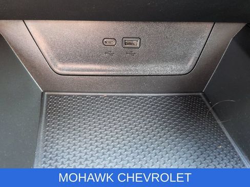 Certified 2025 Chevrolet Equinox LT AWD/4WD image 36