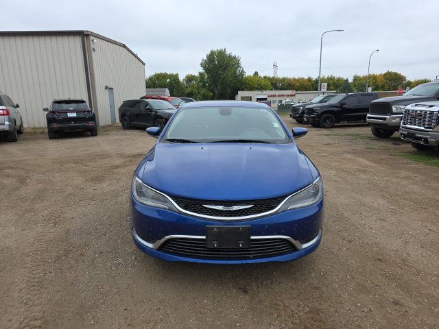 Used 2015 Chrysler 200 Limited w/ Convenience Group FWD image 2