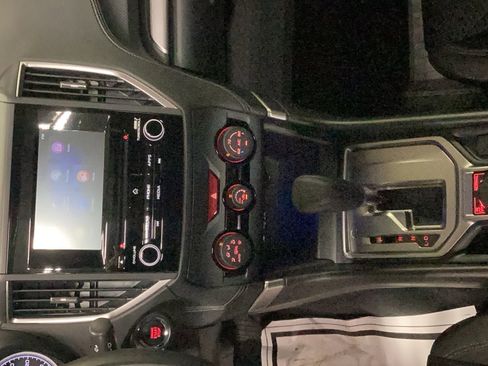 Used 2021 Subaru Forester Premium image 11