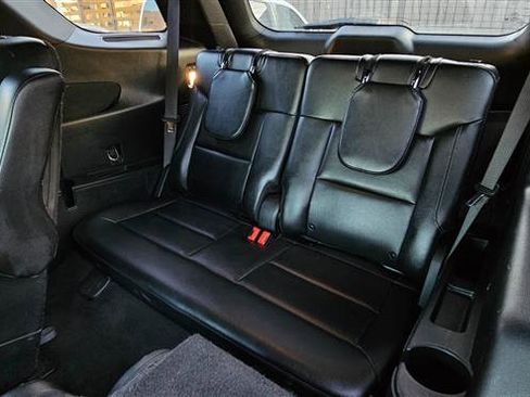 Used 2020 Ford Explorer Limited w/ Class III Trailer Tow Package image 19