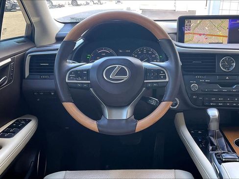 Used 2018 Lexus RX 450h image 5