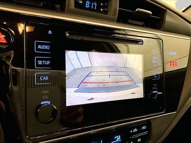 Used 2018 Toyota Corolla SE w/ Body Protection Package FWD image 20
