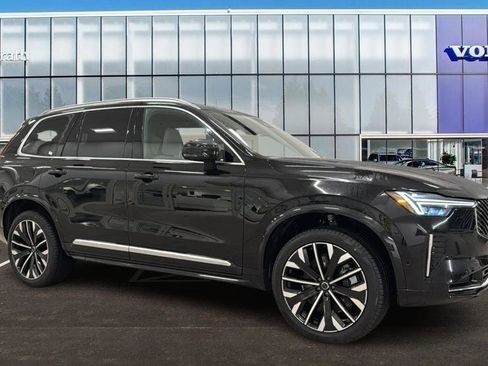 New 2026 Volvo XC90 T8 Plus image 1