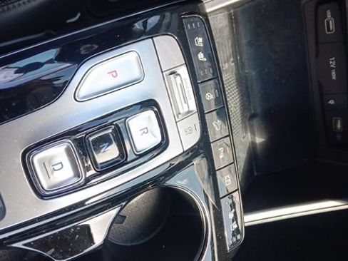 Used 2022 Hyundai Tucson Limited FWD image 6