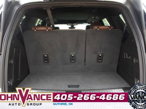 Used 2022 Chevrolet Tahoe High Country AWD/4WD image 11