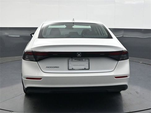 Used 2024 Honda Accord EX image 5