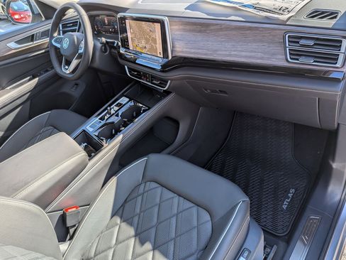 New 2026 Volkswagen Atlas SEL Premium R-Line image 41