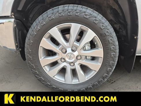 Used 2014 Toyota Tundra Limited AWD/4WD image 9
