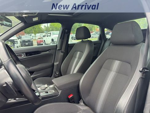Used 2025 Honda Civic Sport image 8