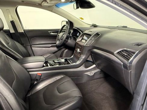 Used 2019 Ford Edge Titanium w/ Equipment Group 301A FWD image 50