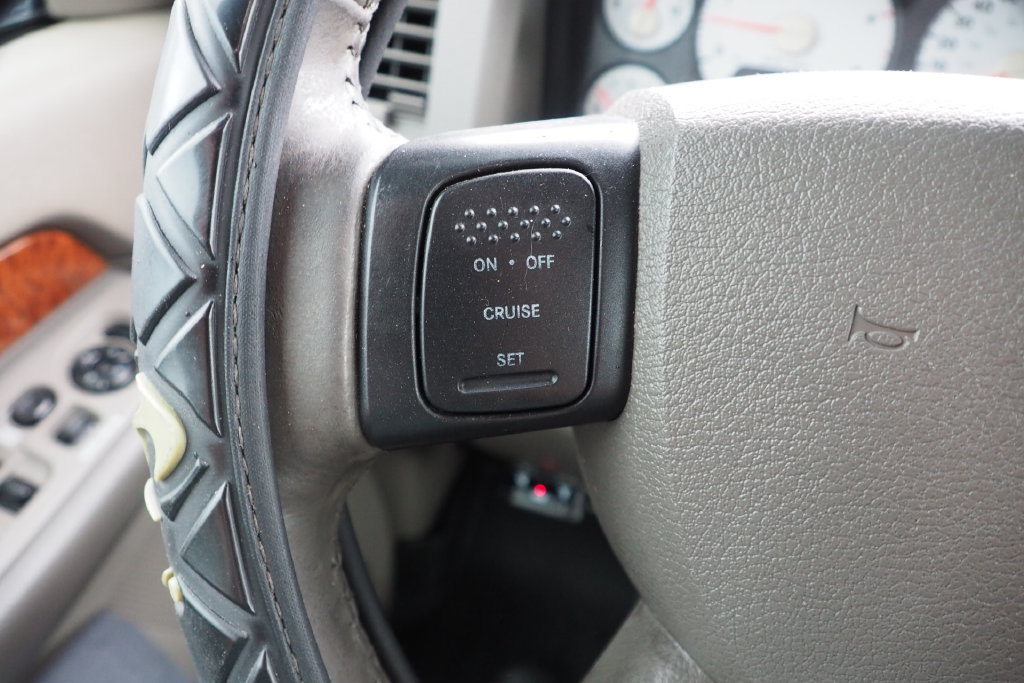 Used 2006 Dodge Ram 2500 Truck Laramie AWD/4WD image 25