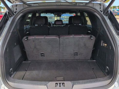 Certified 2025 Ford Explorer Platinum AWD/4WD image 13
