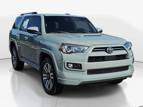 Used 2022 Toyota 4Runner TRD Sport AWD/4WD image 3