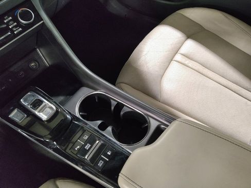Used 2022 Hyundai Sonata Limited FWD image 26