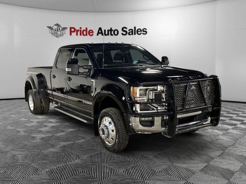 Used 2022 Ford F450 Lariat w/ Lariat Ultimate Package image 3