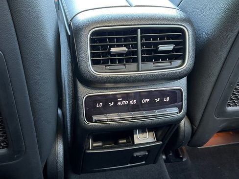 Used 2023 Mercedes-Benz GLS 450 4MATIC image 34