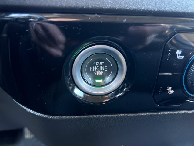 Certified 2024 Chevrolet Silverado 1500 LT AWD/4WD image 25
