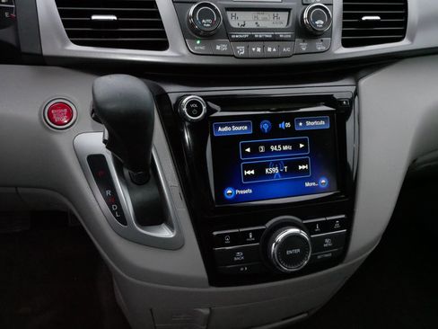 Used 2015 Honda Odyssey EX-L image 24