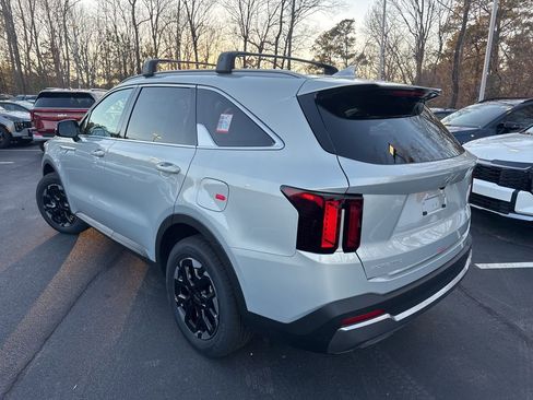 New 2026 Kia Sorento S image 17