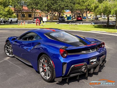 Used 2020 Ferrari 488 Pista Coupe RWD image 50