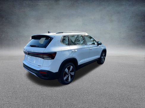 New 2025 Volkswagen Taos S image 21
