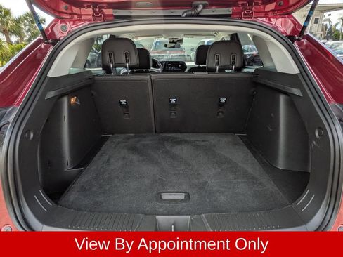 Used 2025 Chevrolet Trax LT w/ LT Convenience Package FWD image 27