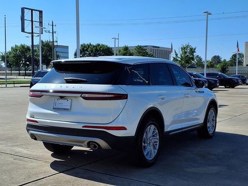Certified 2024 Lincoln Corsair FWD image 2