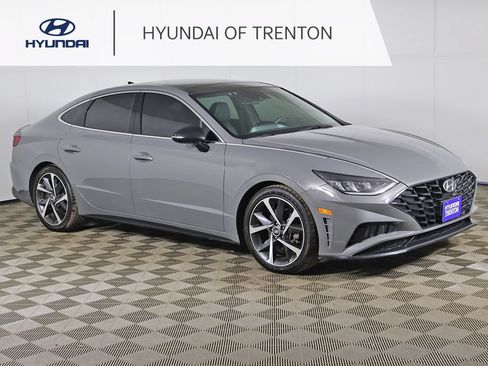 Certified 2023 Hyundai Sonata SEL Plus FWD image 2