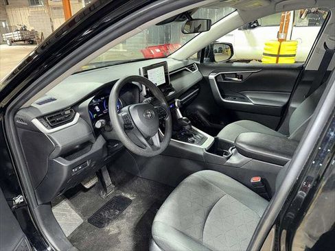 Certified 2024 Toyota RAV4 XLE image 29