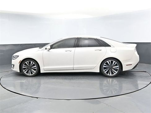 Used 2020 Lincoln MKZ Reserve w/ Elements Package image 3