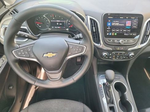 Used 2023 Chevrolet Equinox LT image 11