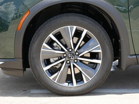 Certified 2026 INFINITI QX60 Luxe w/ Cargo Package FWD image 23
