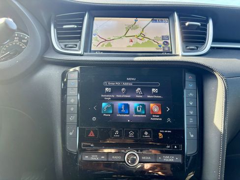 Used 2020 INFINITI QX50 Essential w/ Edition 30 Package image 19