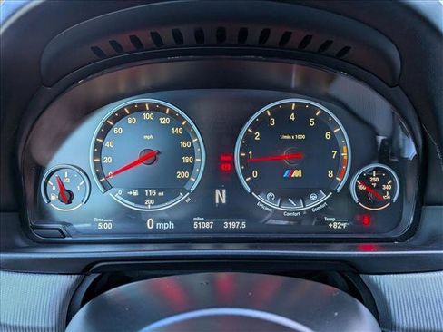 Used 2016 BMW M5 RWD image 11