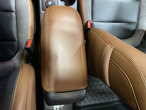 Used 2024 Ford Bronco Sport Outer Banks w/ Tech Package image 17