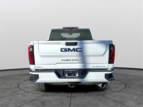 Used 2024 GMC Sierra 2500 Denali Ultimate w/ Max Trailering Package image 5
