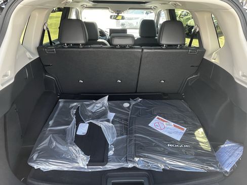 New 2026 Nissan Rogue Platinum w/ Platinum Premium Package AWD/4WD image 14