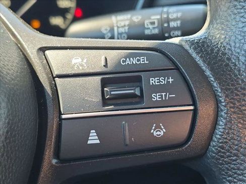 Used 2025 Honda CR-V LX image 15