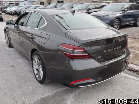 Used 2022 Genesis G70 2.0T image 8