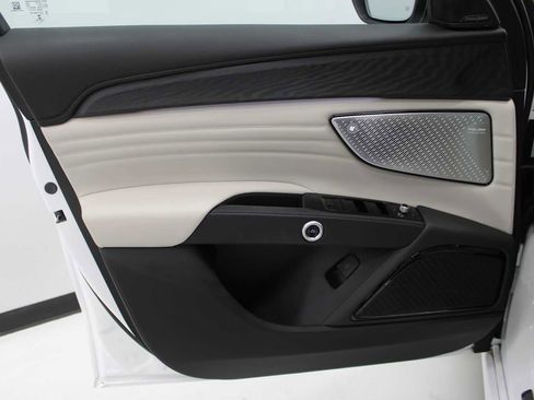 Used 2023 Maserati Grecale Modena image 13