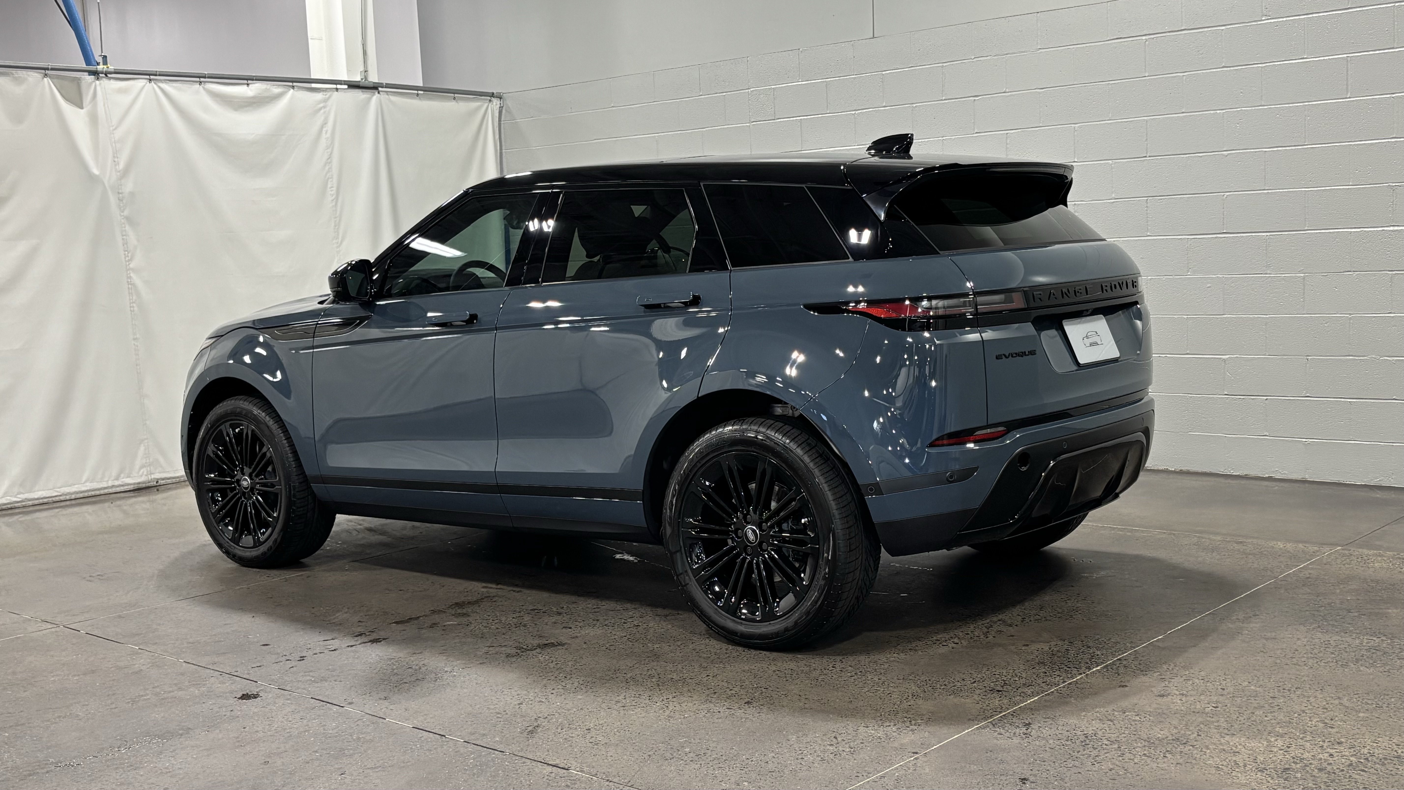New 2026 Land Rover Range Rover Evoque S AWD/4WD image 12