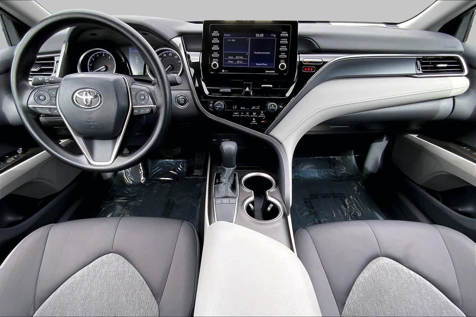 Used 2024 Toyota Camry LE w/ Convenience Package FWD image 15